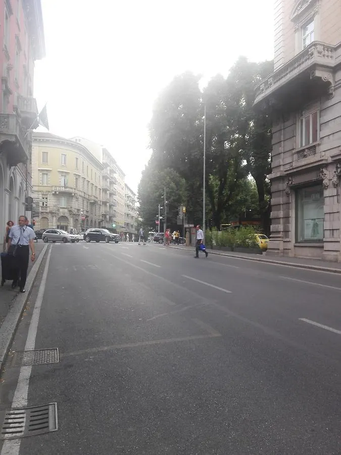 Bergamo City Apartments 0*,  イタリア